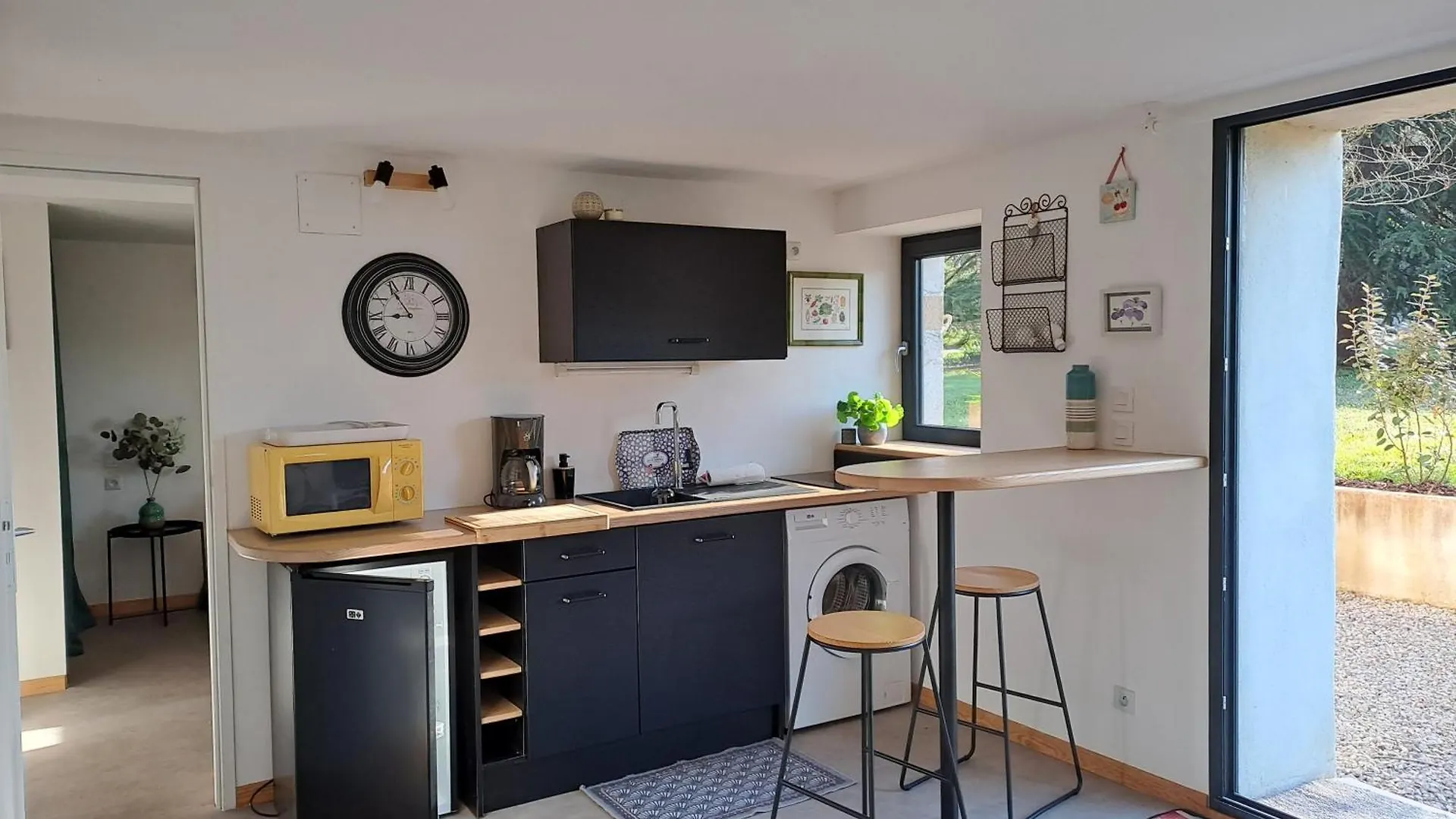 Les Glycines Apartment Salles-la-Source